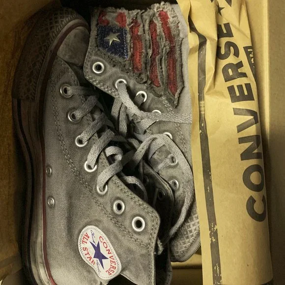 Distressed Converse Chuck Taylor Americana - Picture 4 of 10